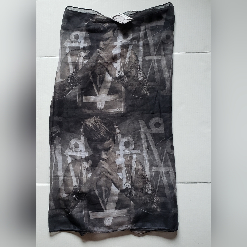 Justin Bieber Sheer Infinity Scarf NWT